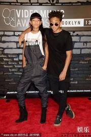 露奶头视频,露奶头视频引发的伦理与法律探讨