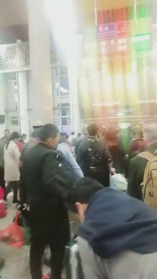 广西南宁搞笑视频,欢乐无限,笑点爆棚!